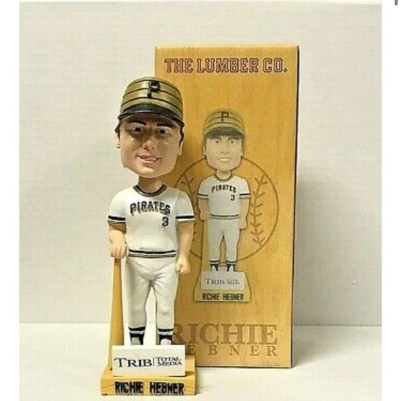 Bobble Head - Picture 1 of 2